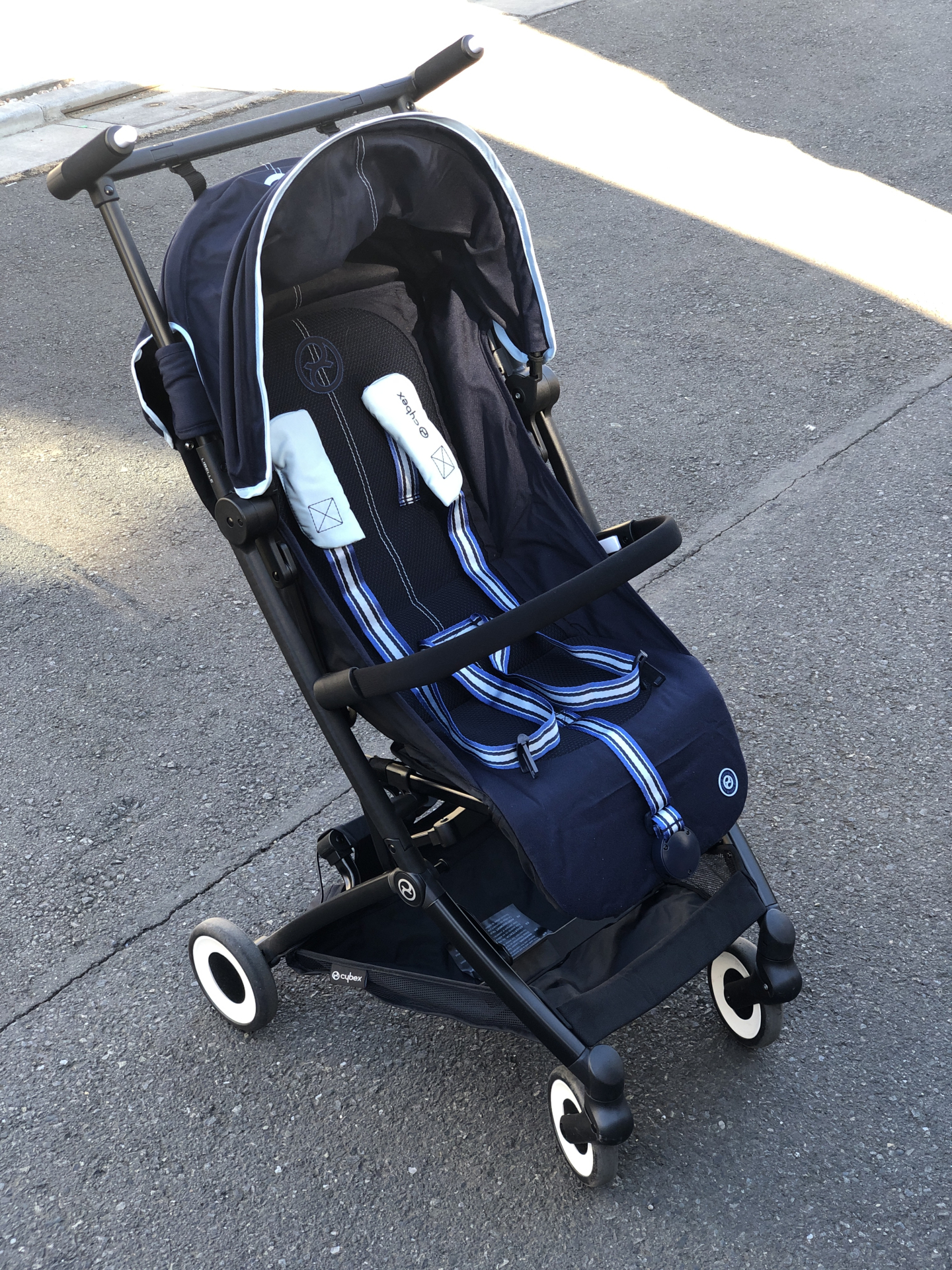 こんなに小さくたためるの!? ベビーカー「サイベックス リベル」が最高