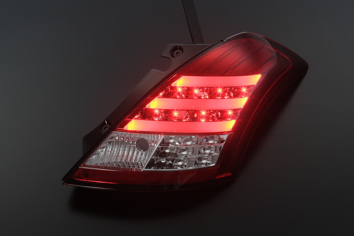 ZC32S スイフトスポーツ ファイバーLEDテールランプ 2012年11月の一部