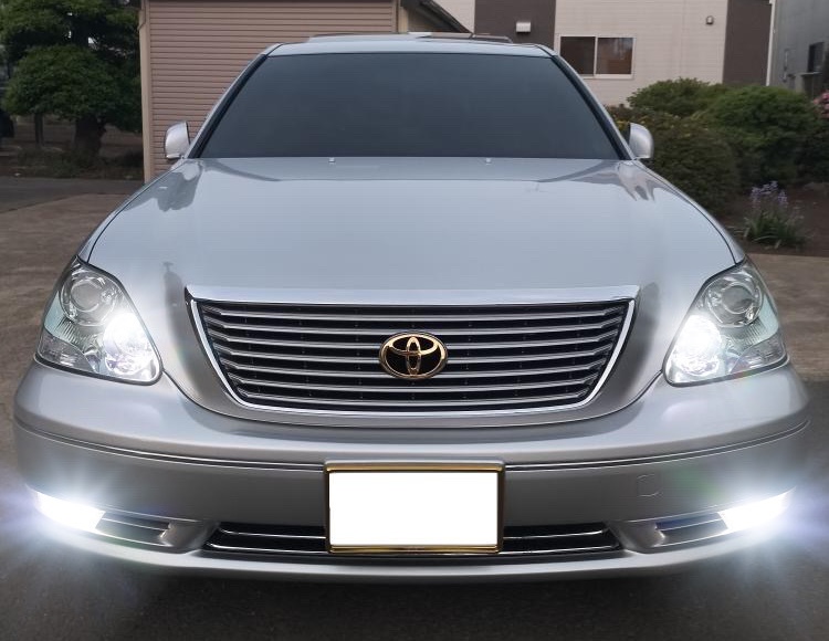 30セルシオ前期・後期 [強烈な輝度 2000ルーメン] LEDフォグランプ