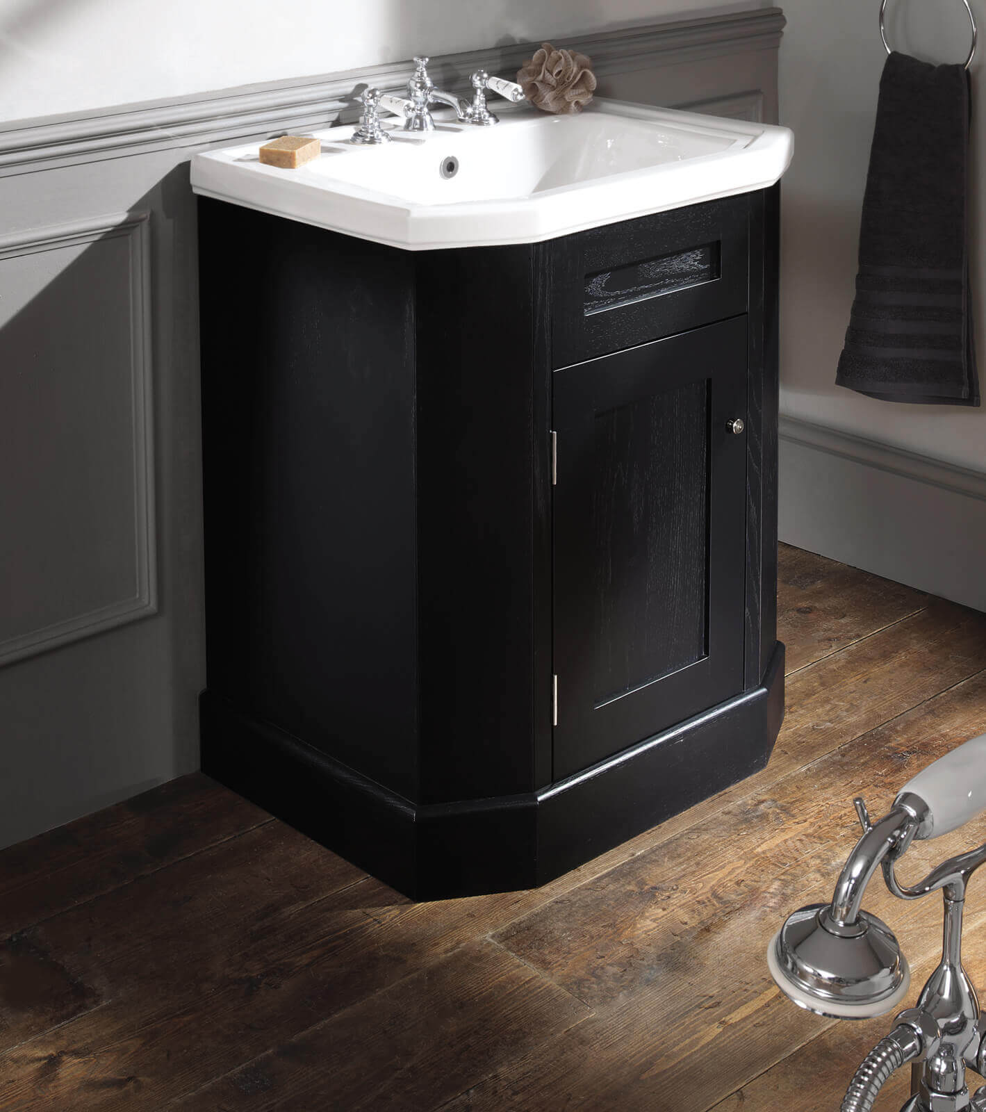 Silverdale Empire 700mm Black Cabinet And 3 Taphole White Inset Basin.