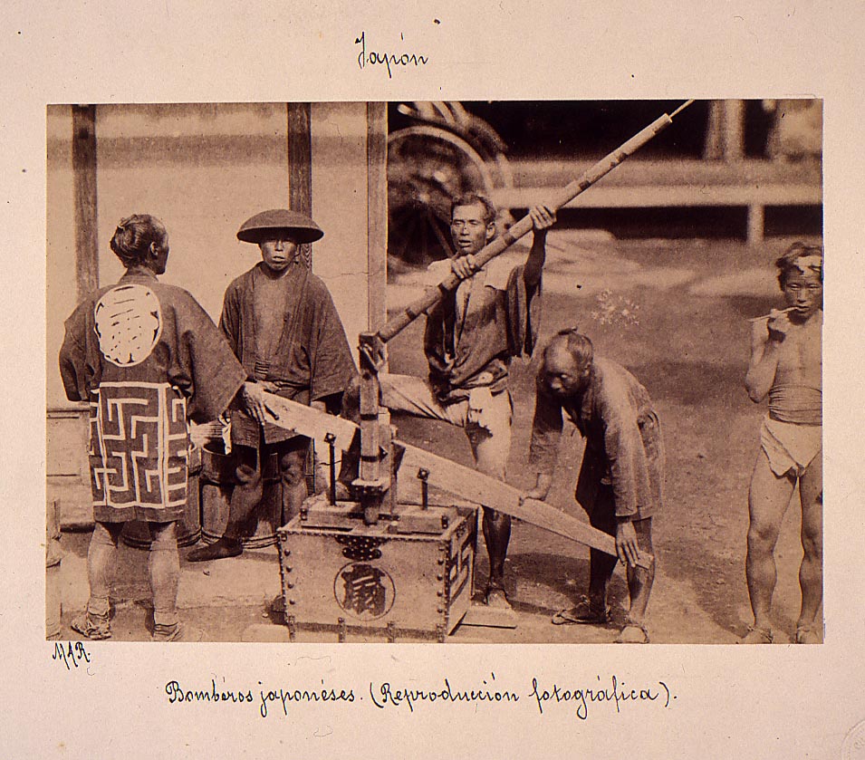 雲龍水（龍吐水）｜生活｜日本残像 放送大学附属図書館所蔵古写真