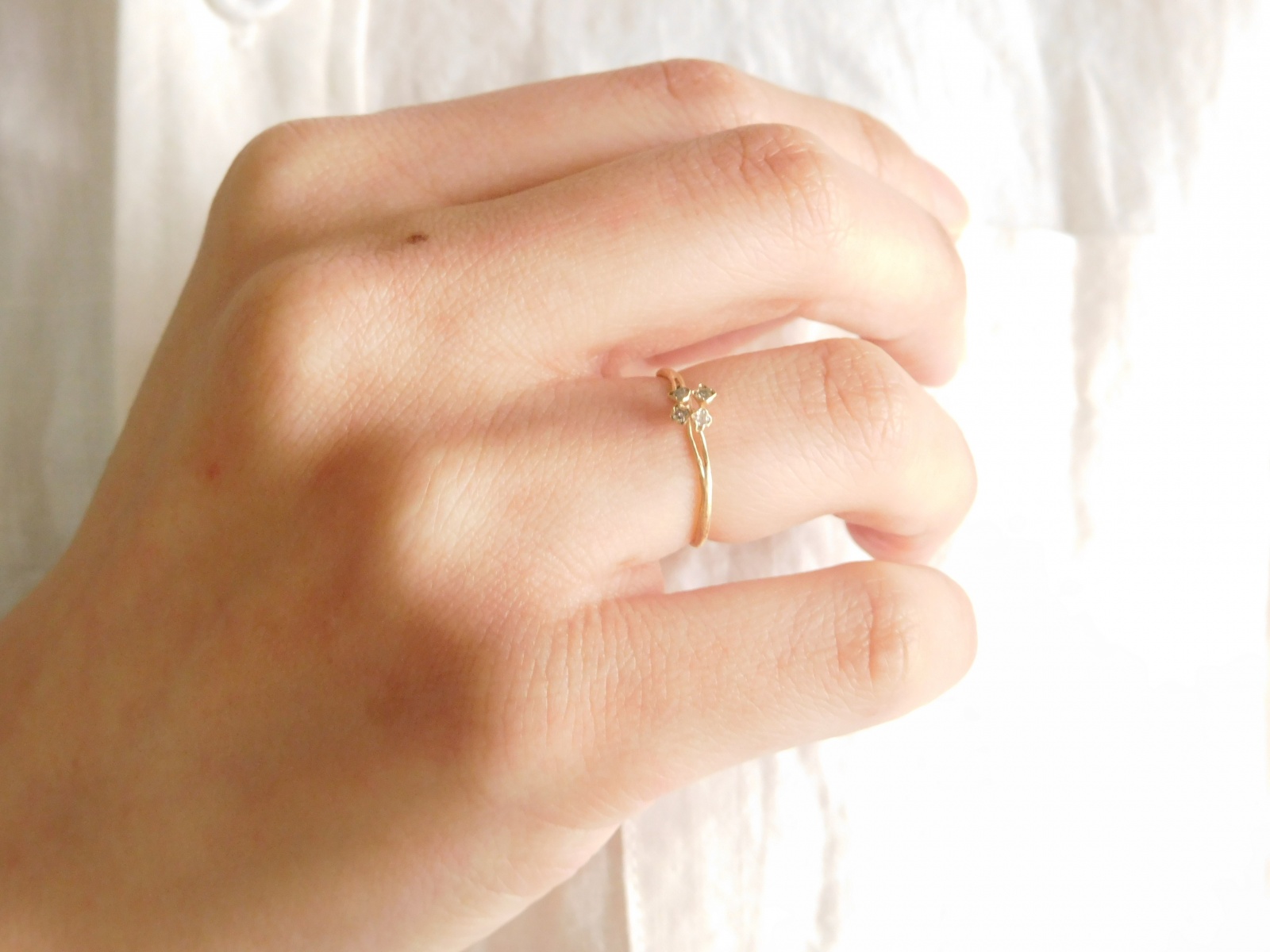 儚い輝き、美しい曲線 atelier d'antanのアクセサリー – Lifewares