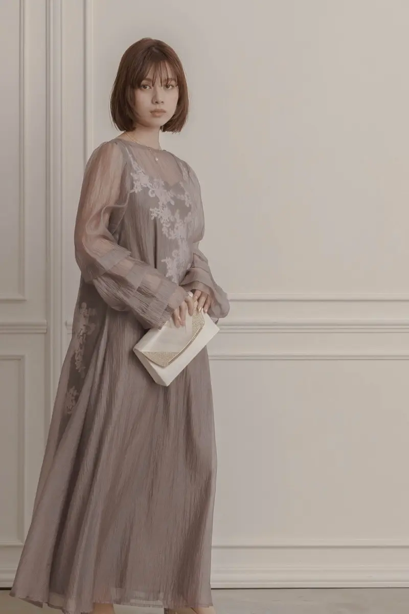 ブラウンのシアーオーガンジーAラインドレス | LE' RURE | M