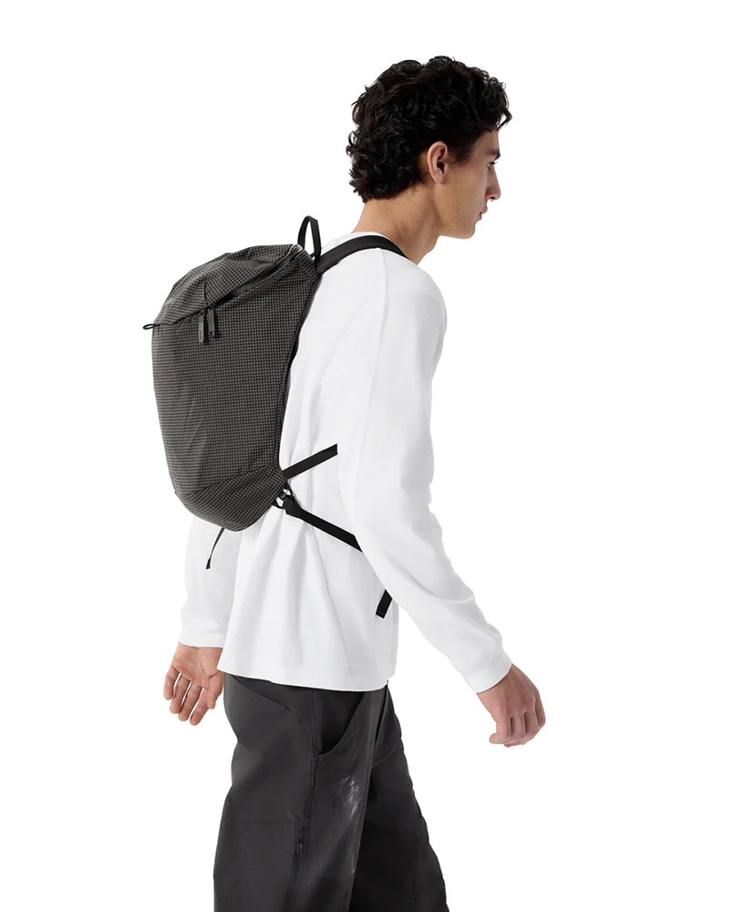 Konseal 15 Backpack(NA Black/ブラック): ARC'TERYX