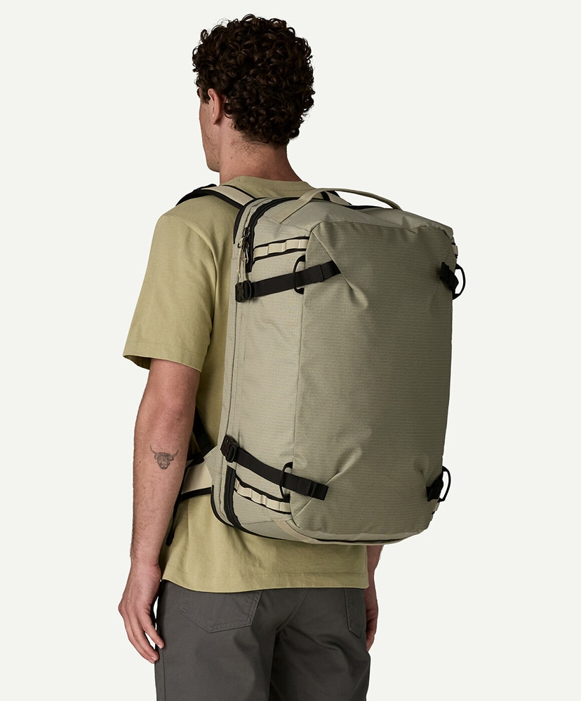 Black Hole MLC 45L(ALL BOB/ブラックブラック): Patagonia