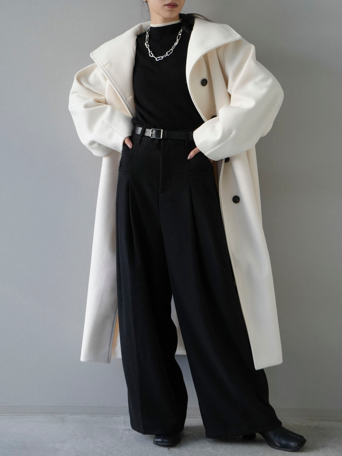 予約]ウールタッチビッグスタンドロングコート/アイボリー – Lumier