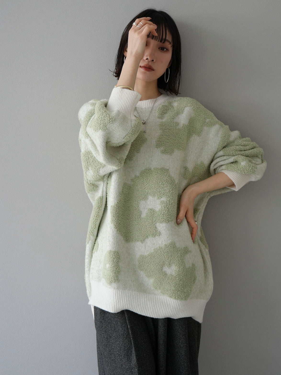 予約]異素材ニュアンス柄ニット/アイボリーxグリーン – Lumier