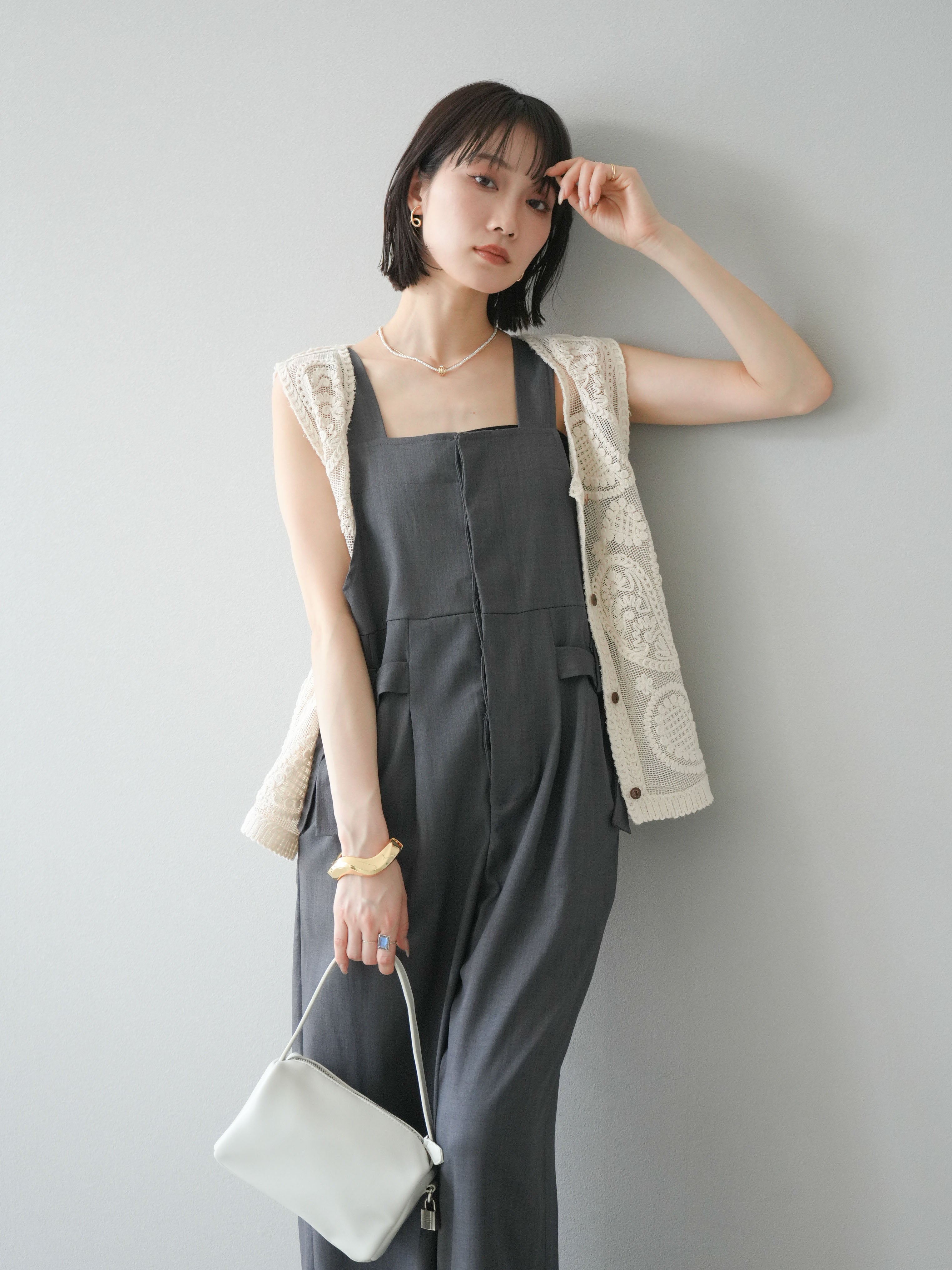 予約]ベルトデザインサロペット/グレー – Lumier