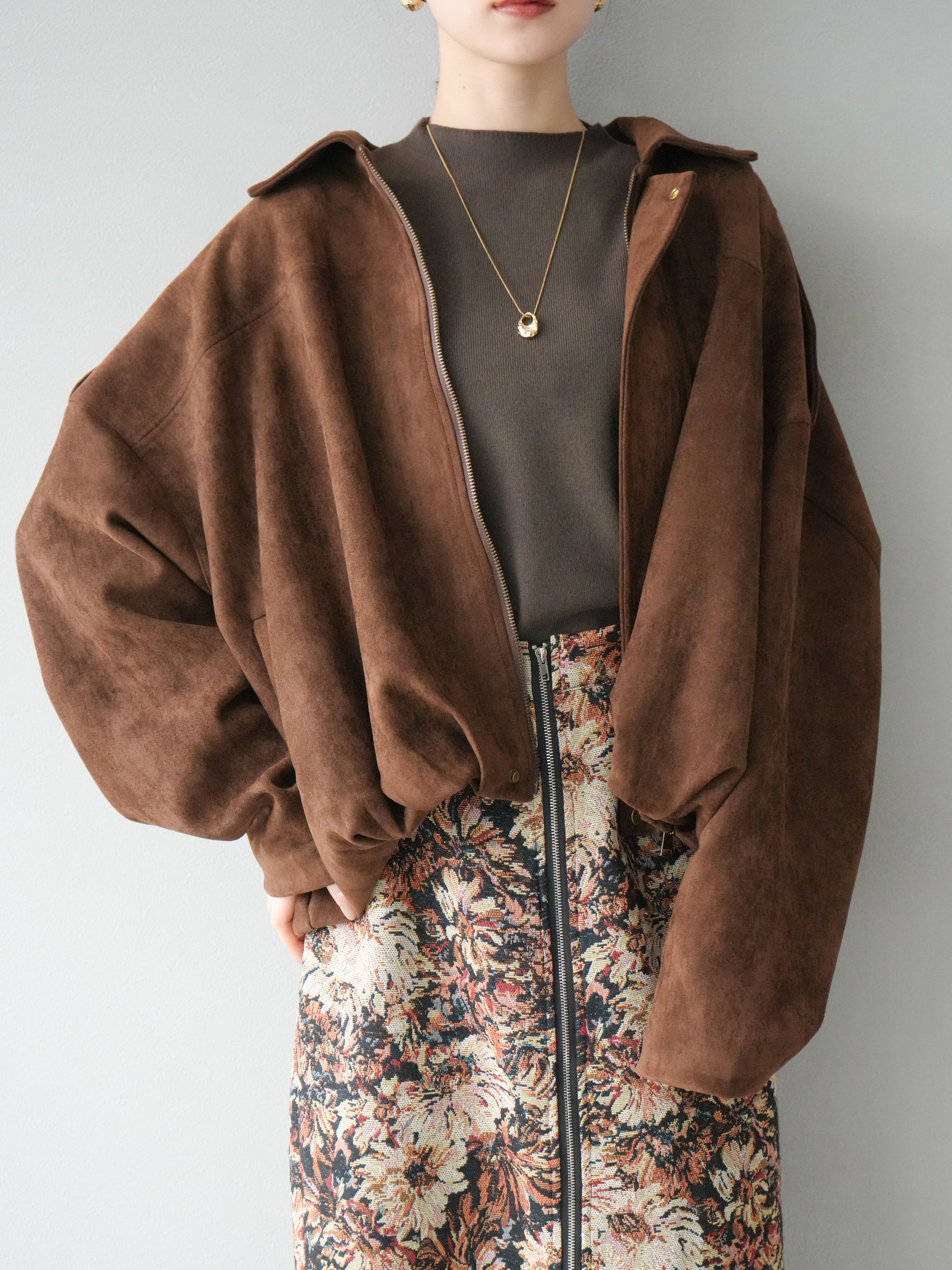 予約]スウェードオーバーブルゾン/ブラウン – Lumier