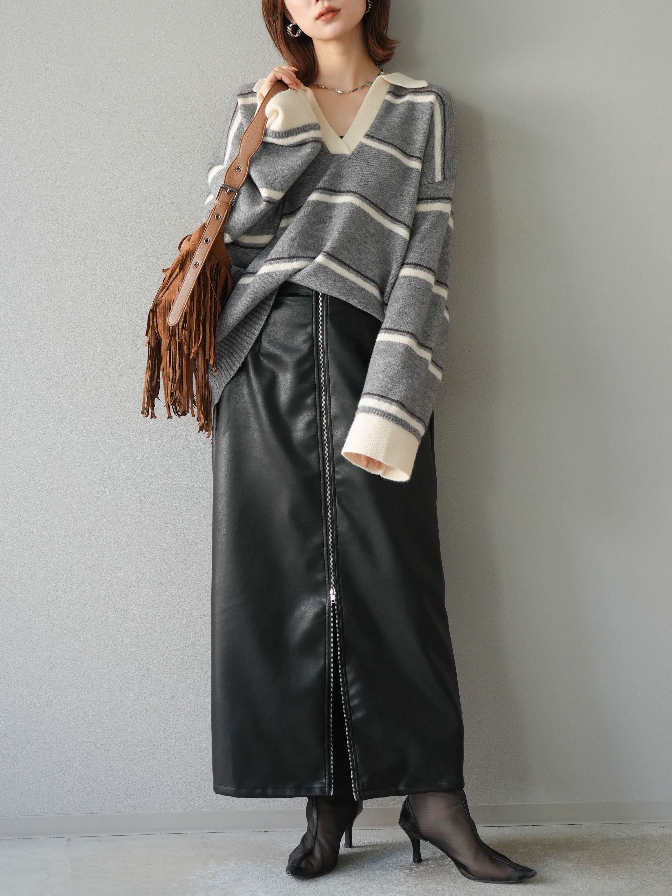 予約]フェイクレザーZIPタイトスカート/ブラック – Lumier