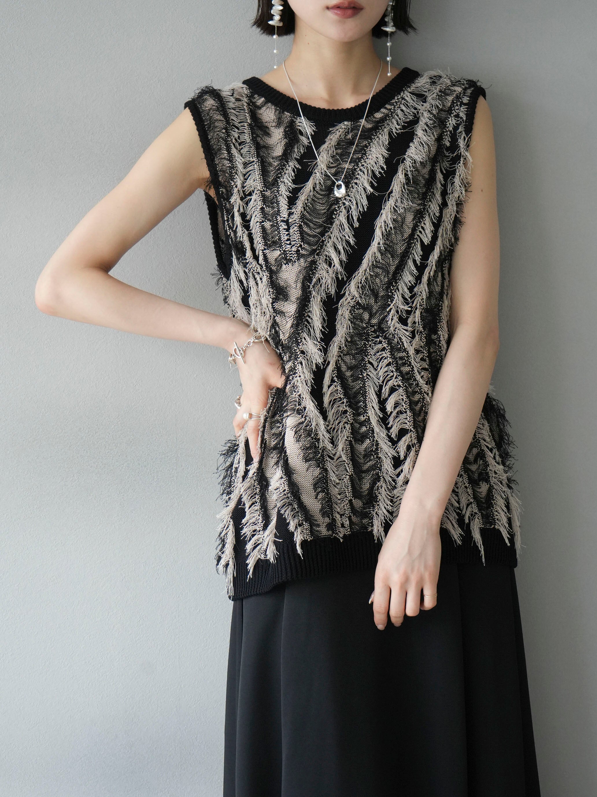 予約]ミックスフリンジニットトップス/ミックス – Lumier