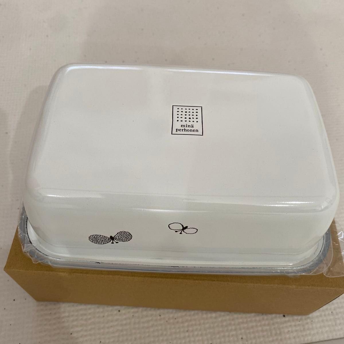 Amazon.co.jp: ミナペルホネン×野田琺瑯 レクタングル深型ホワイト