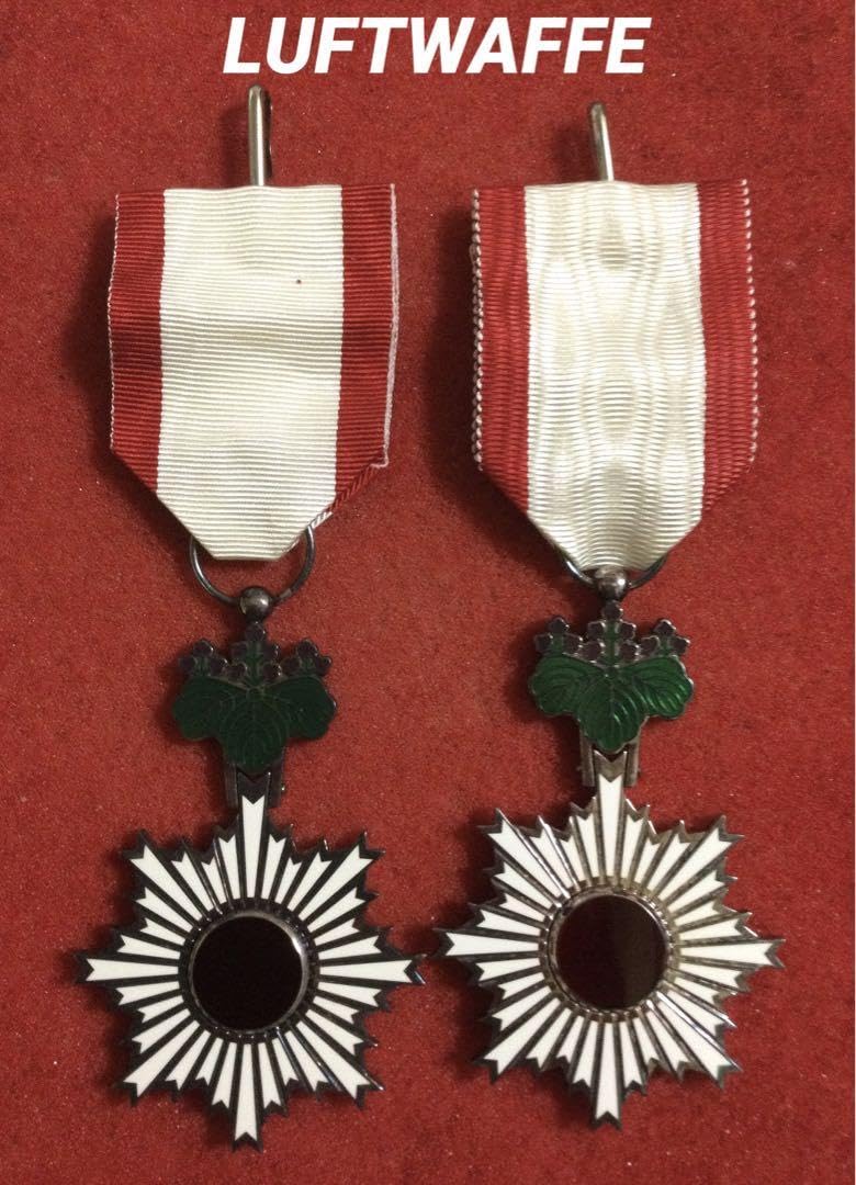 Amazon.co.jp: 勲章 2個 勲六等単光旭日章 旭日単光章 略章、共箱付き