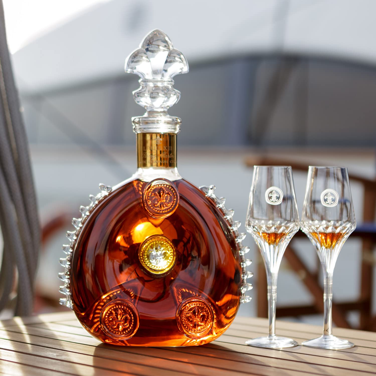 Amazon.co.jp: ルイ13世 [ ブランデー 700ml ] [ギフトBox入り] : 食品