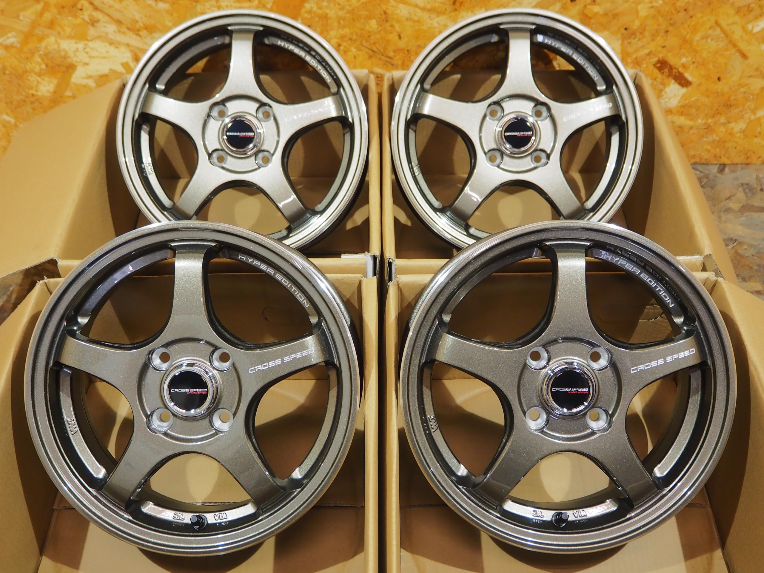 Amazon.co.jp: ホイール 4本セット CROSS SPEED HYPER EDITION CR5 14