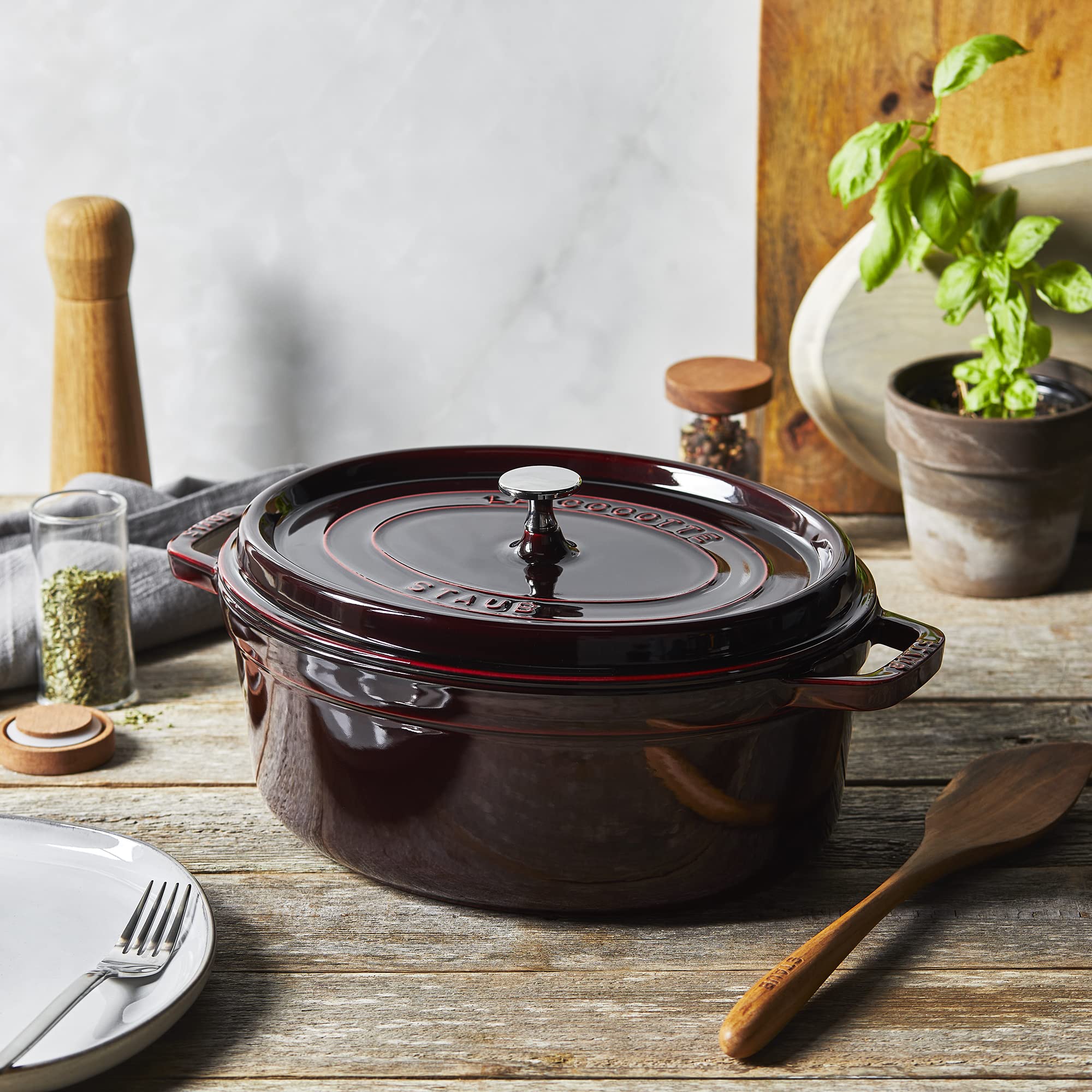 Amazon.co.jp: Staub ストウブ 「 ピコ ココット オーバル