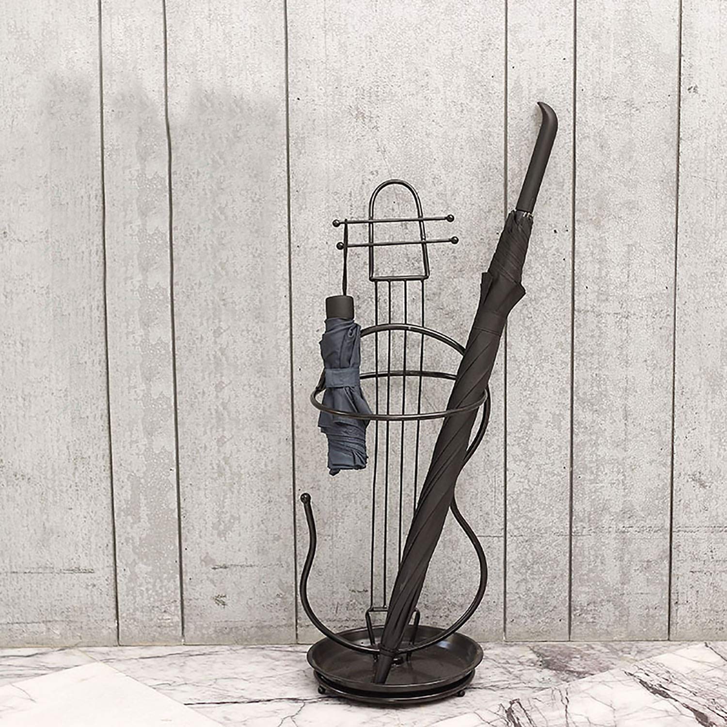 Amazon｜バイオリンスタイルの傘ホルダースタンド、シンプルで