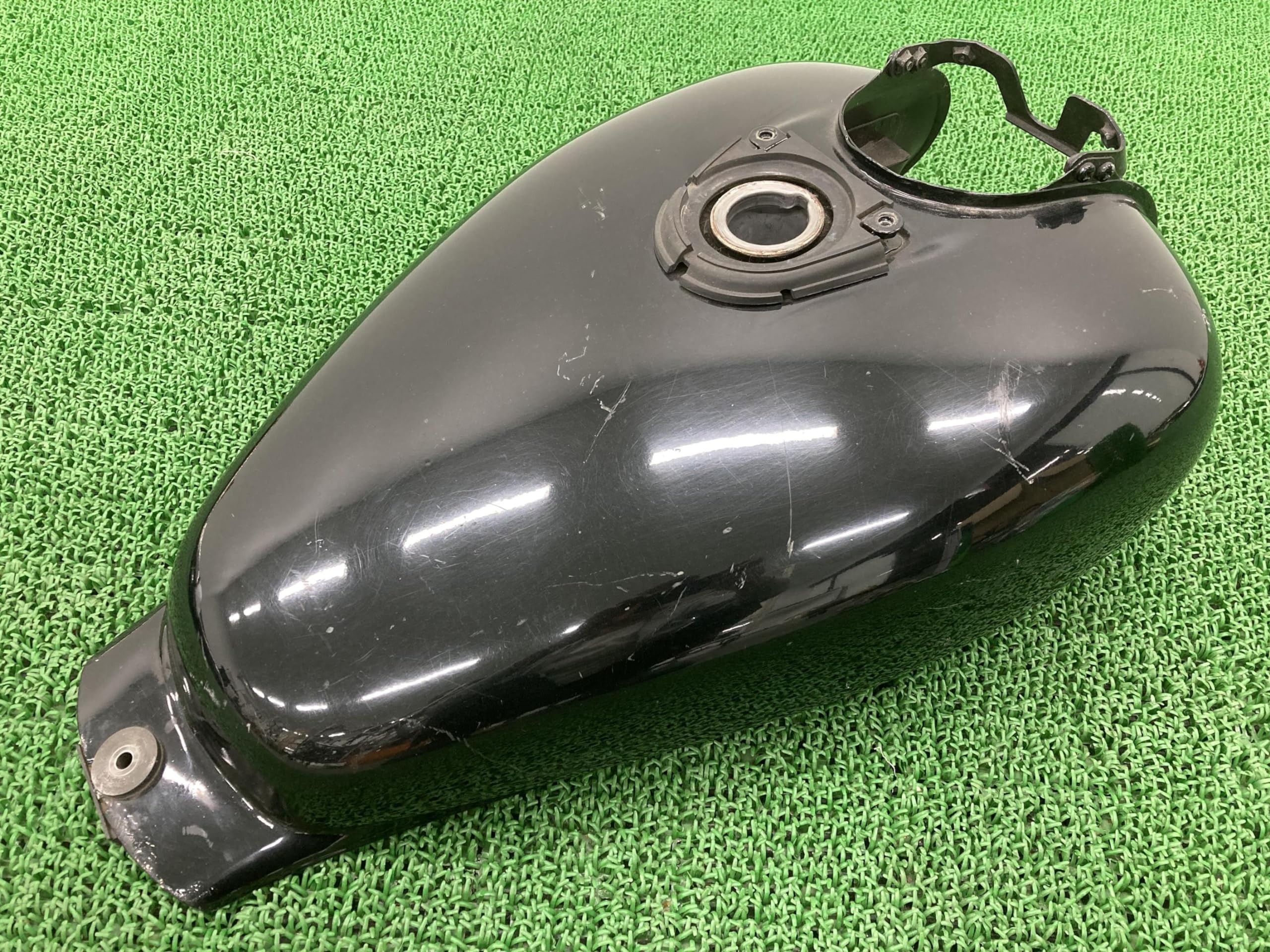 Amazon | Honda(ホンダ) Vツインマグナ250タンク純正中古バイク部品