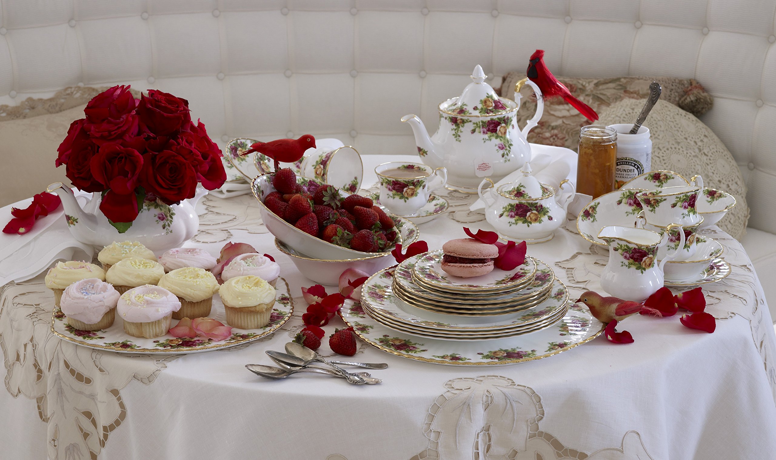 Amazon | Royal Albert Old Country Roses 5-Piece Place Setting