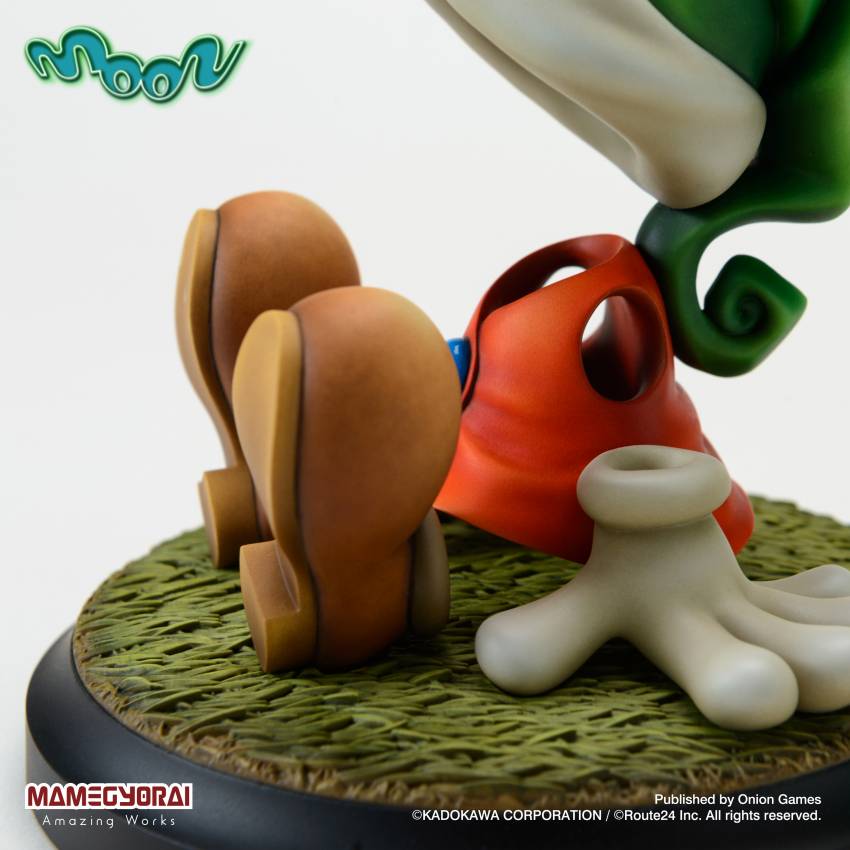 moon/ 透明の少年フィギュア』by MAMEGYORAI