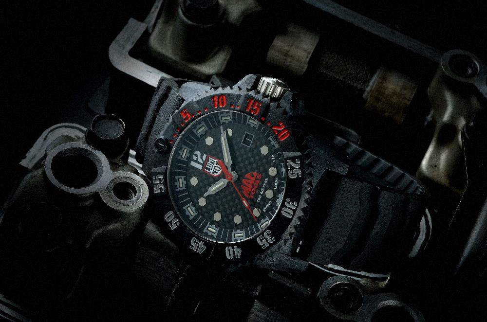 Luminox × MAC TOOLS コラボモデル発売｜お知らせ｜マックメカニクス
