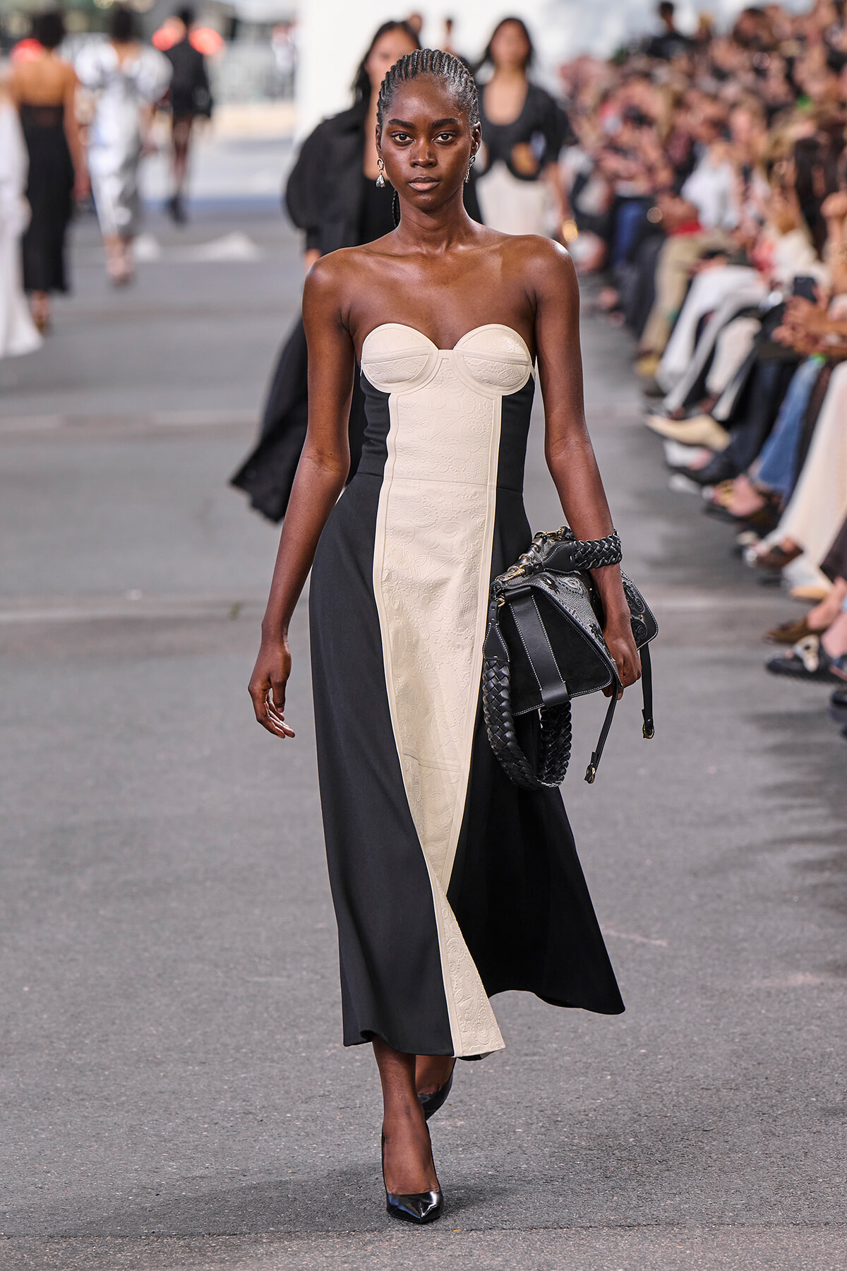 クロエ - 2024年 春夏コレクション｜Fashion｜madame FIGARO.jp