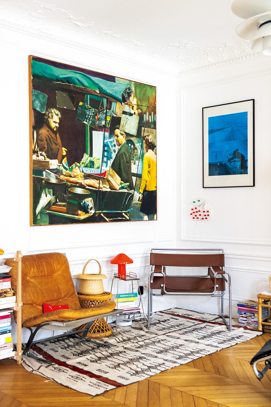 パリのインテリア】パリジェンヌのように、チェアがある空間で和む