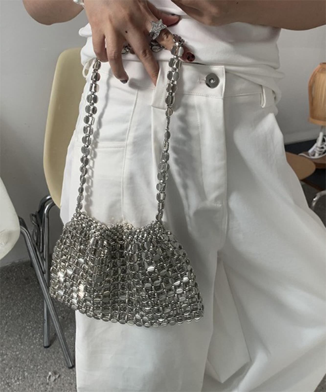 DEVICE select 】 メタルシルバー ビーズ ミニ ハンドバッグ キラキラ