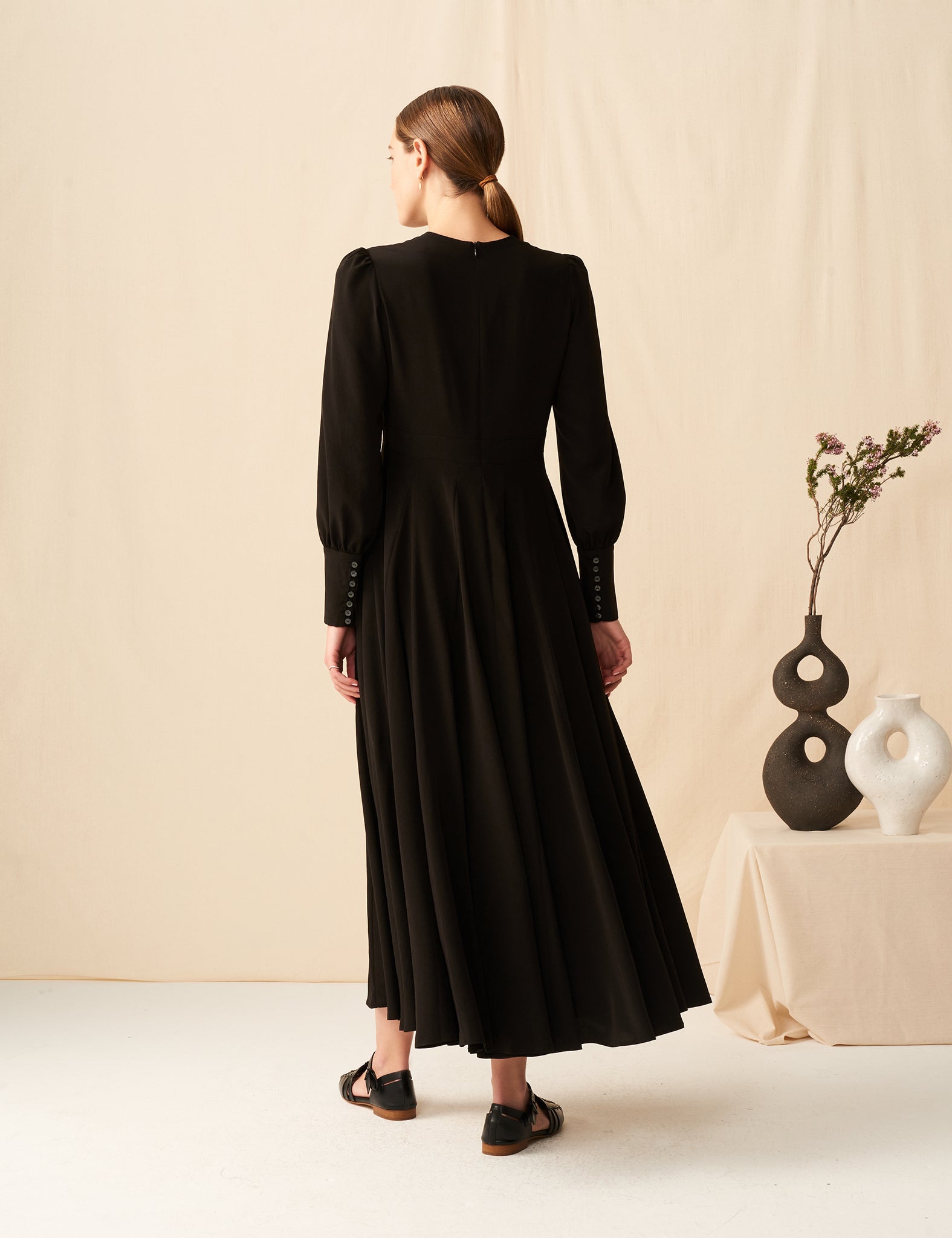 MARIHA(マリハ) ラストダンスのドレス (長袖) Black シティードレス