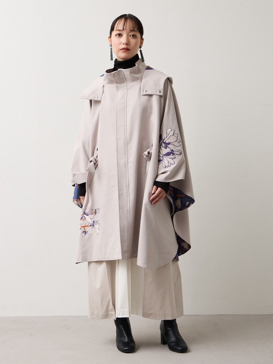 残りわずか】籠木蓮刺繍冬ケープ(FREE グレージュ): ふりふ ｜ミマツ