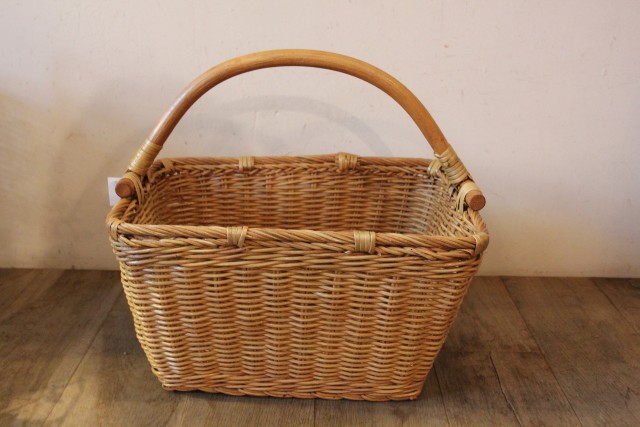 かご・バスケット・雑貨 - menui | 【ラタン ワンハンドルマガジン