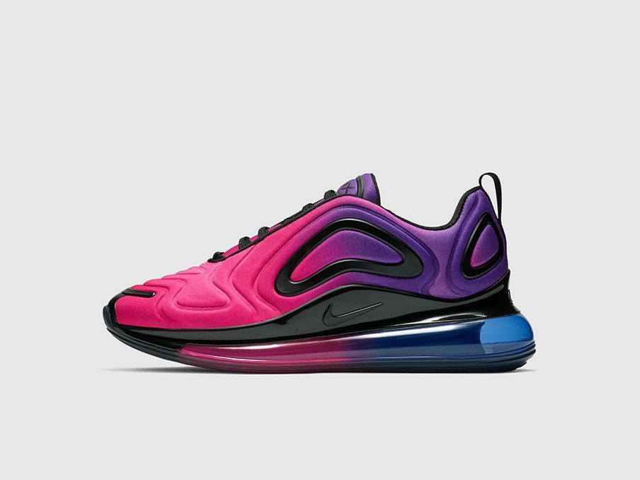 朝日のオレンジに染めたナイキの「エア マックス 720」 | GQ JAPAN