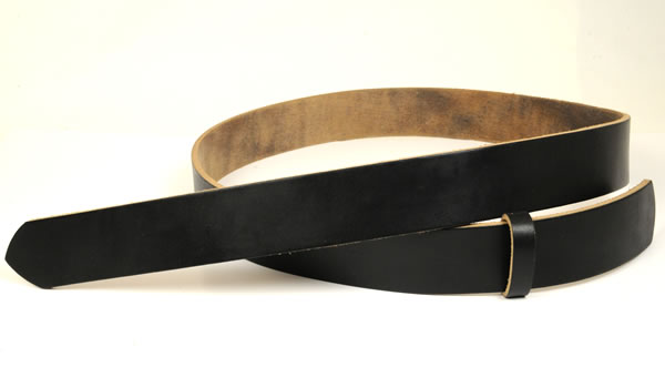 ホーウィン・クロムエクセルベルト・40S 長さ110 cm＜幅4.0 cm（3.9