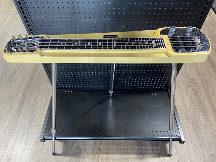 Fender Deluxe 8 Lap Steel Guitar