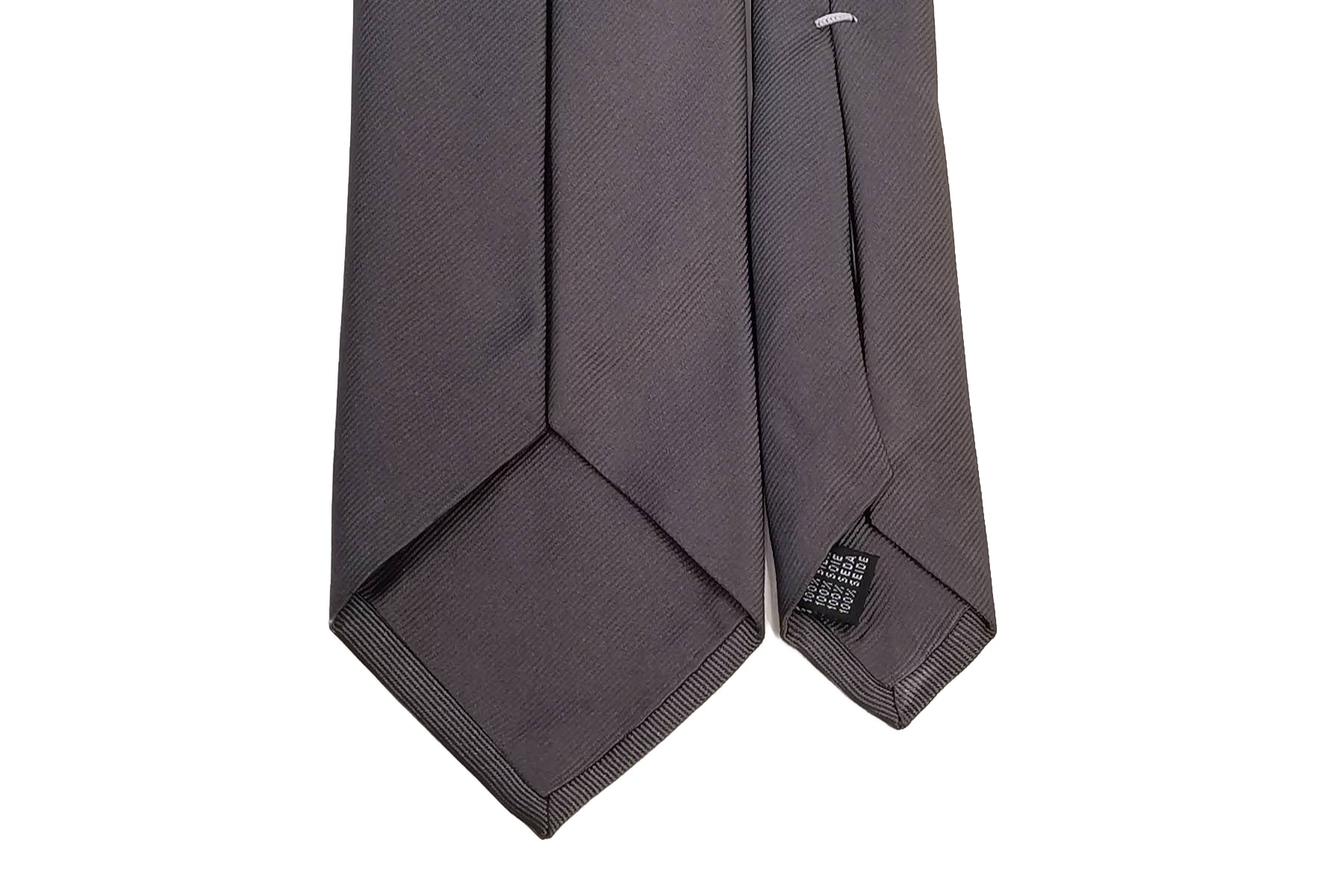 MILANO SERIES ネクタイ ◇ グレー×ソリッド《セッテピエゲ》 – Merola