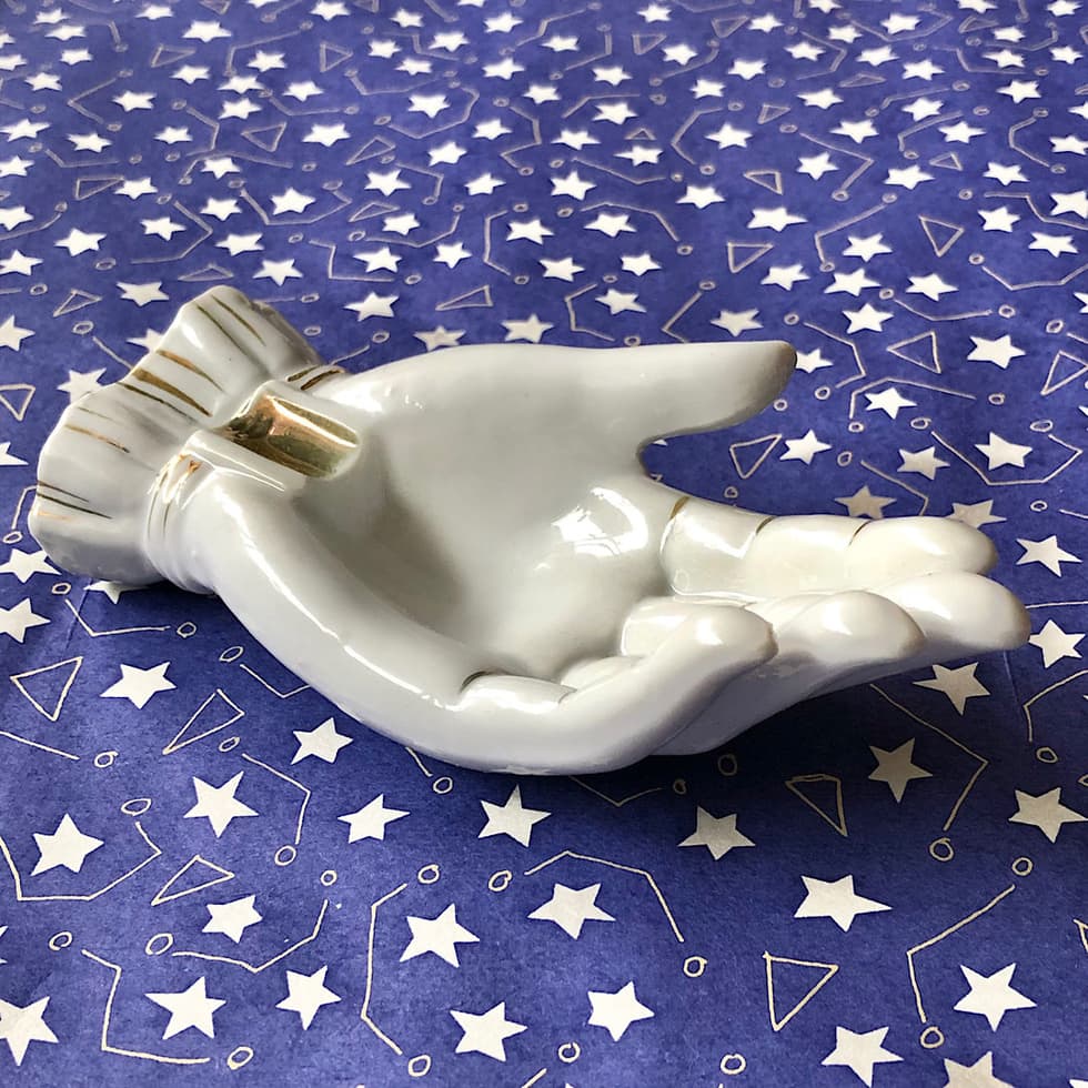 004ホワイトポーセリンハンドトレイ