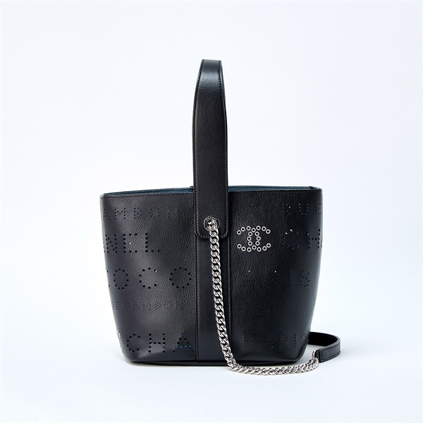 CHANEL ココマーク 2019年頃 ショルダーバッグ ブラック ブルー