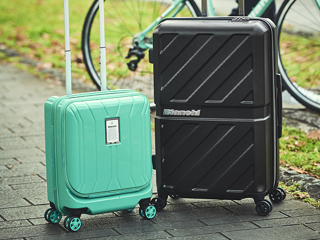 スーツケースの老舗が手がけるビアンキの秀逸トローリー | 【公式
