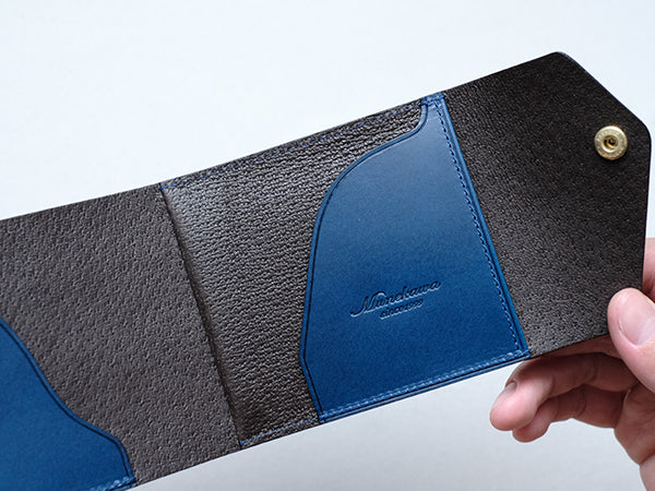 薄型二つ折り財布“Carriage” – munekawa