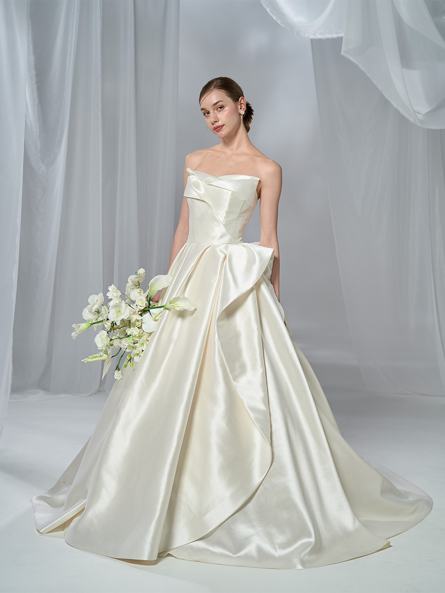 Santa Felice（サンタフェリーチェ）｜ウエディングドレス・カラー