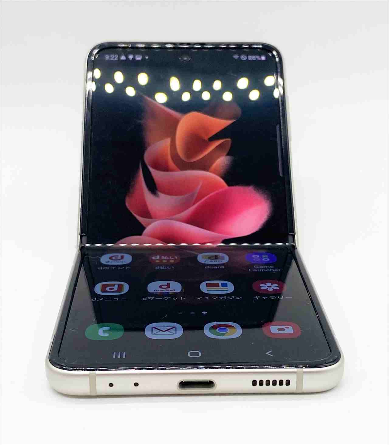 ドコモGalaxy Z3 Flip実機レビュー/ これは”折り畳めるだけ”のスマホだ