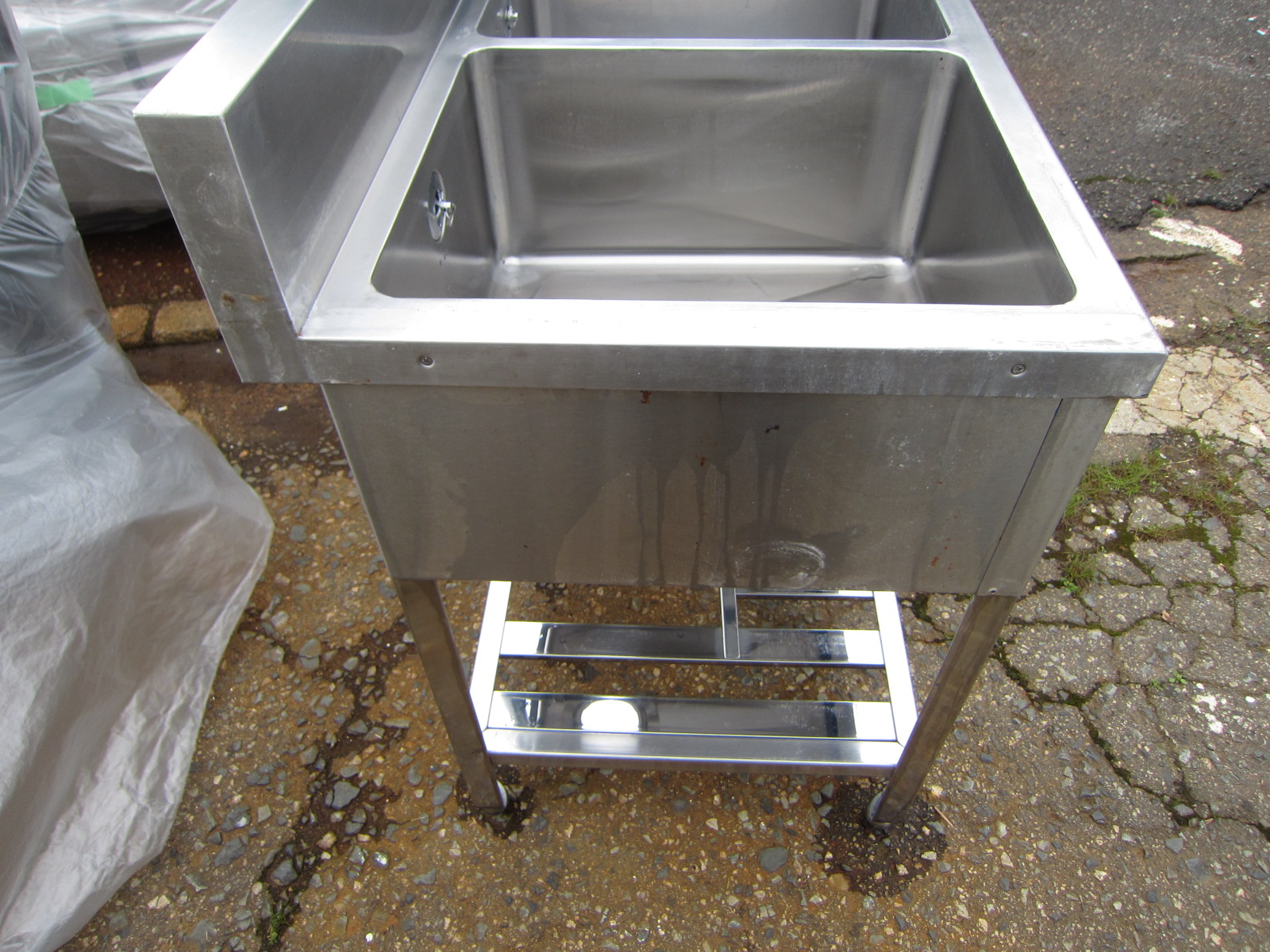 中古 業務用 シンク流し台、4槽 サイズ、W 1800 タイプ 中古 業務用