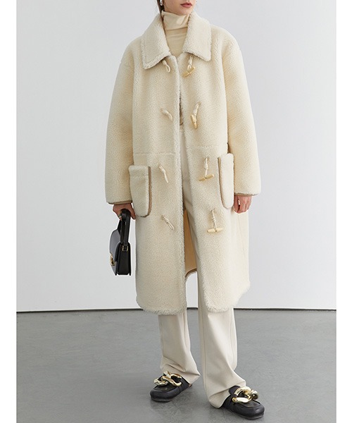 Fano Studios】Horn buckle fur duffle coat FD20W237-ファッション