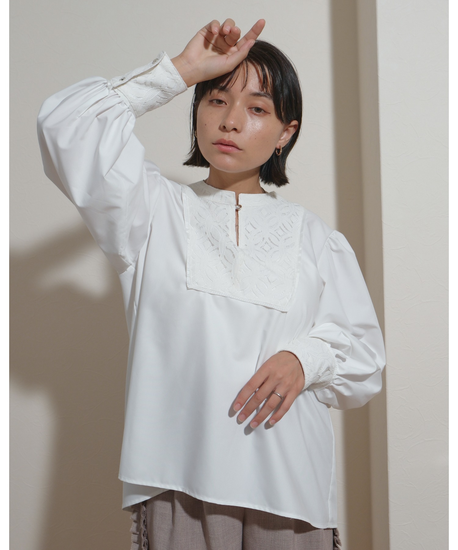 セットアップ対応】テープデザイン 幾何学レースブラウス Palm Riche