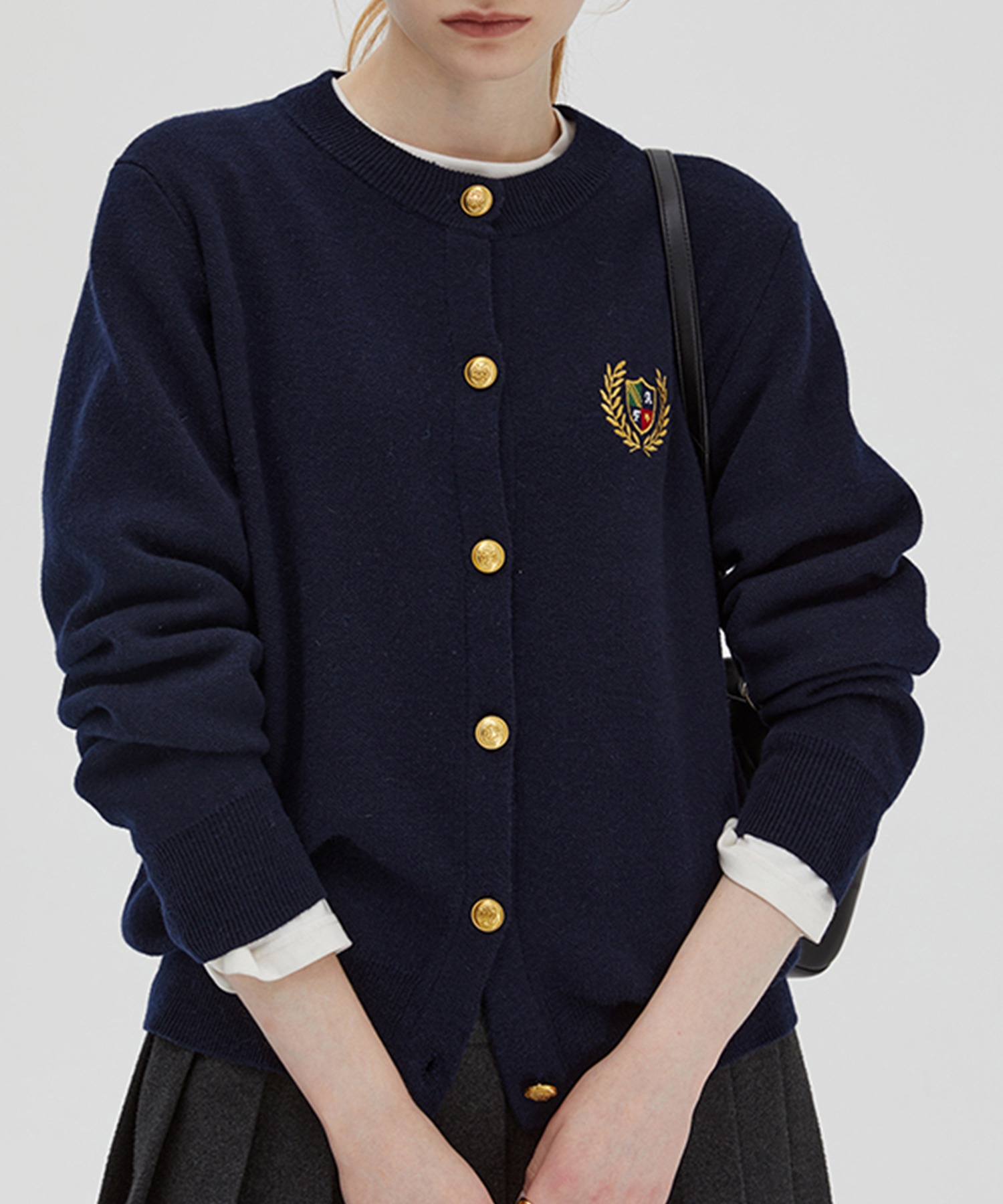 バッジスティッチニットカーディガン FD22S104【Fano Studios