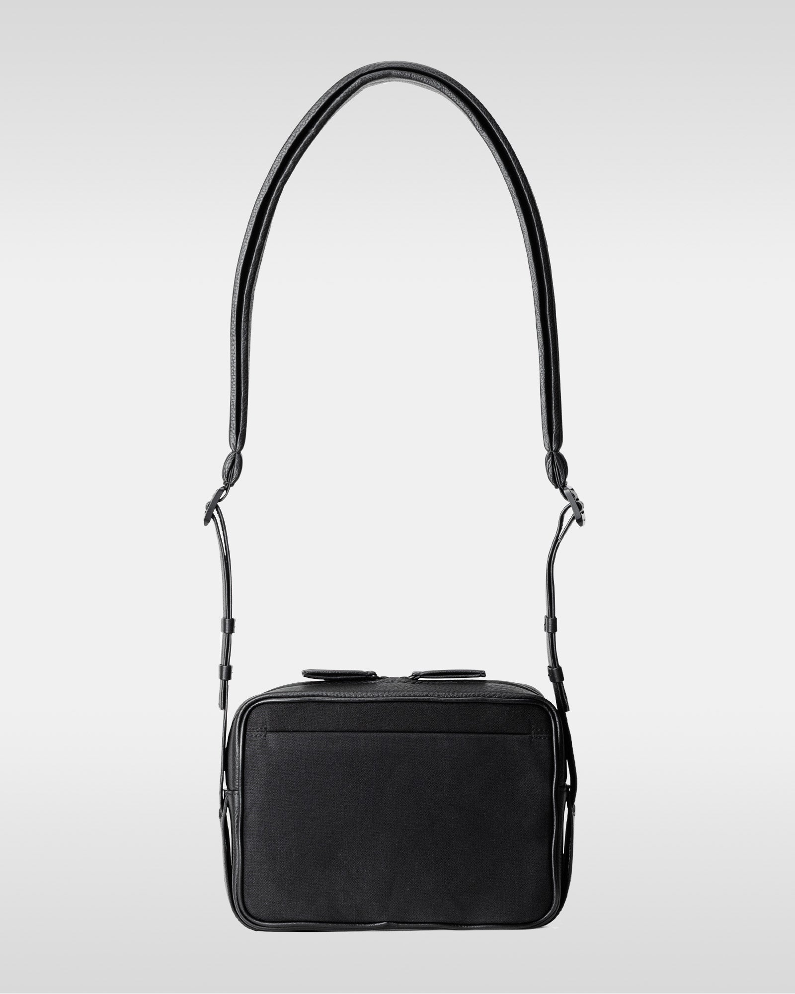 ソフトショルダーバッグ スモール - レザーショルダーバッグ – objcts.io