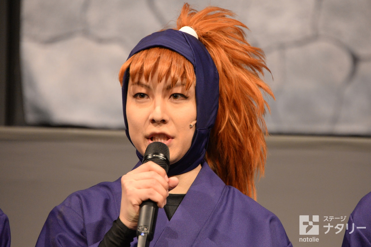 鉢屋三郎役の久下恭平。 [画像ギャラリー 11/17] - ステージナタリー