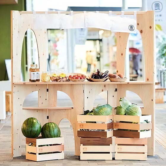 マルシェ出店準備に「組立式屋台パッと」レイアウトしやすい
