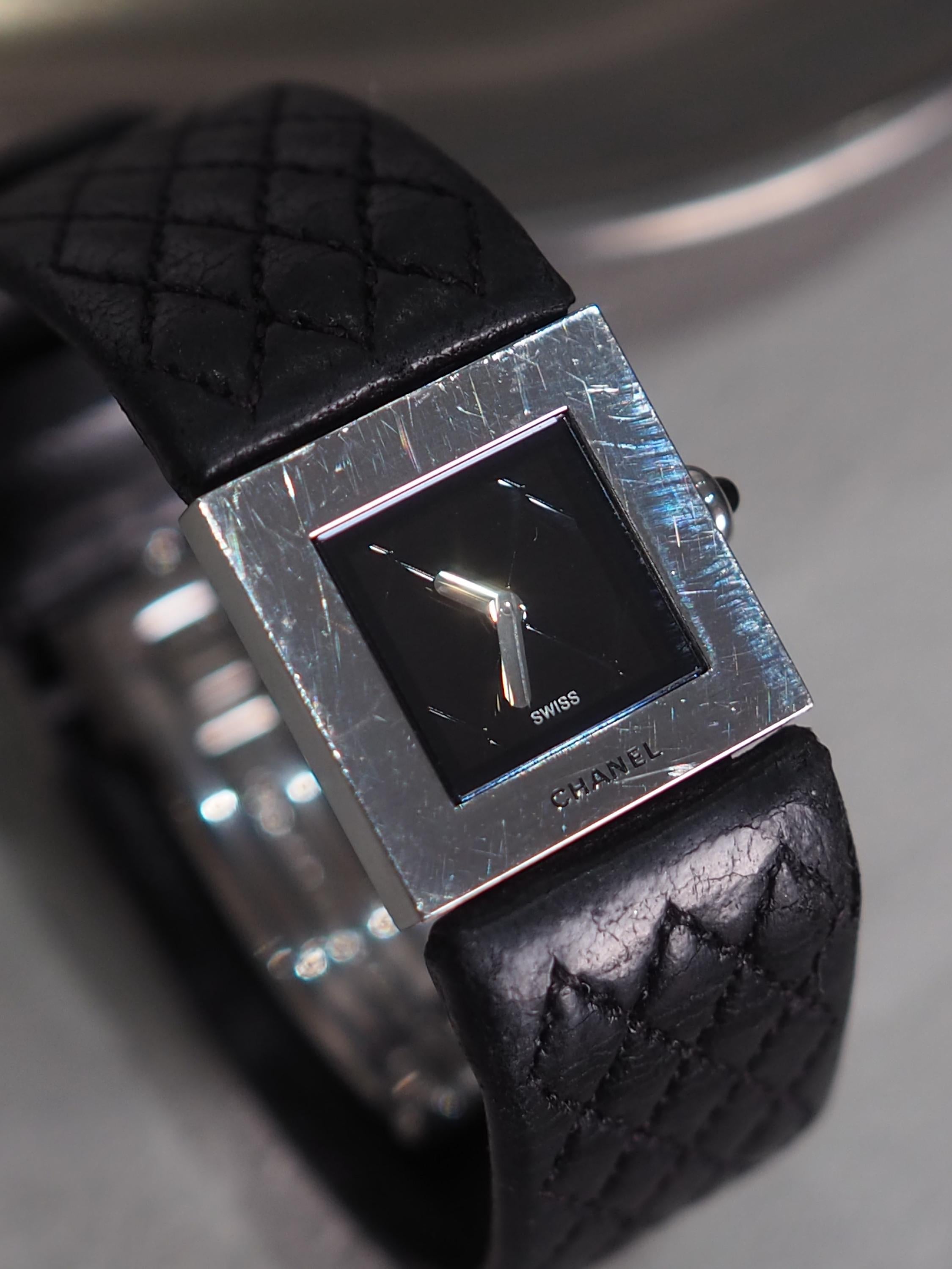 CHANEL シャネル マトラッセ ウォッチ 腕時計 シルバー ブラック