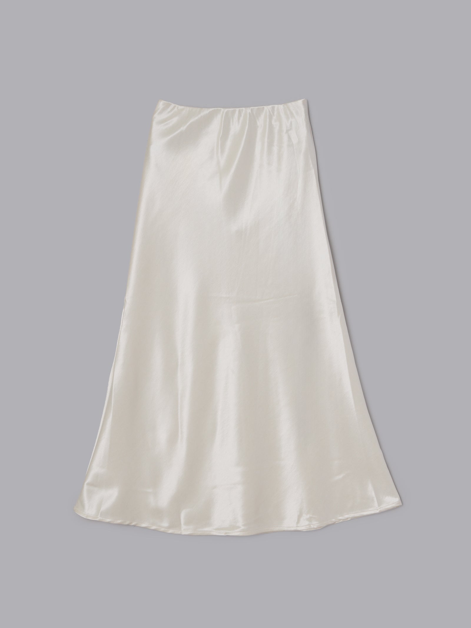 ルミナスサテンライクスカート